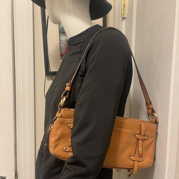 Dkny Leather Light Brown Handbag Zip Up with gold locks for kays - Picture 6 of 16